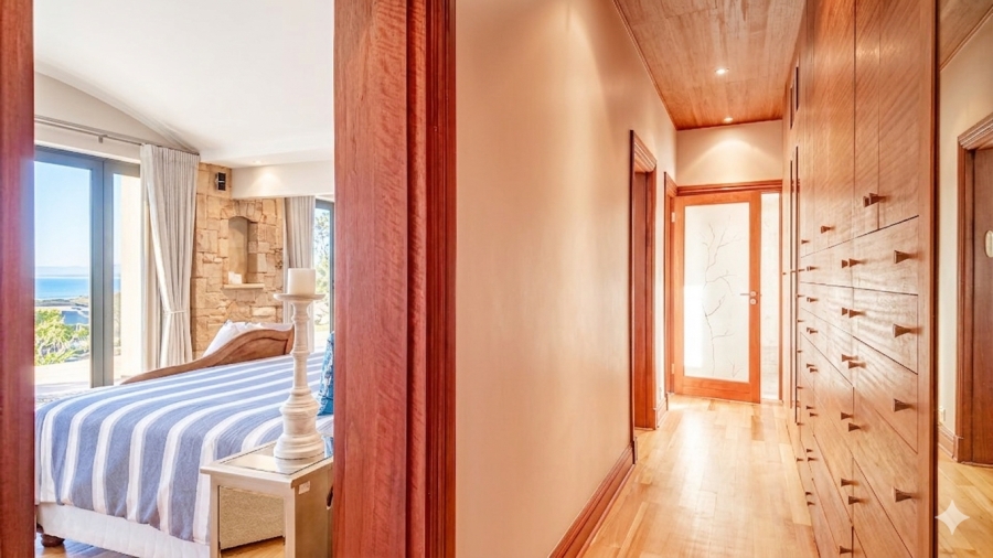 7 Bedroom Property for Sale in Pezula Private Estate Western Cape